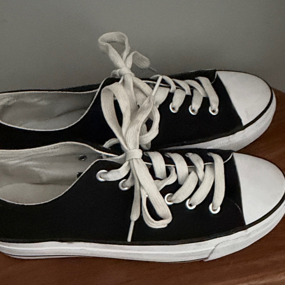 Classic Black Canvas Low-Top Sneakers with White Accents